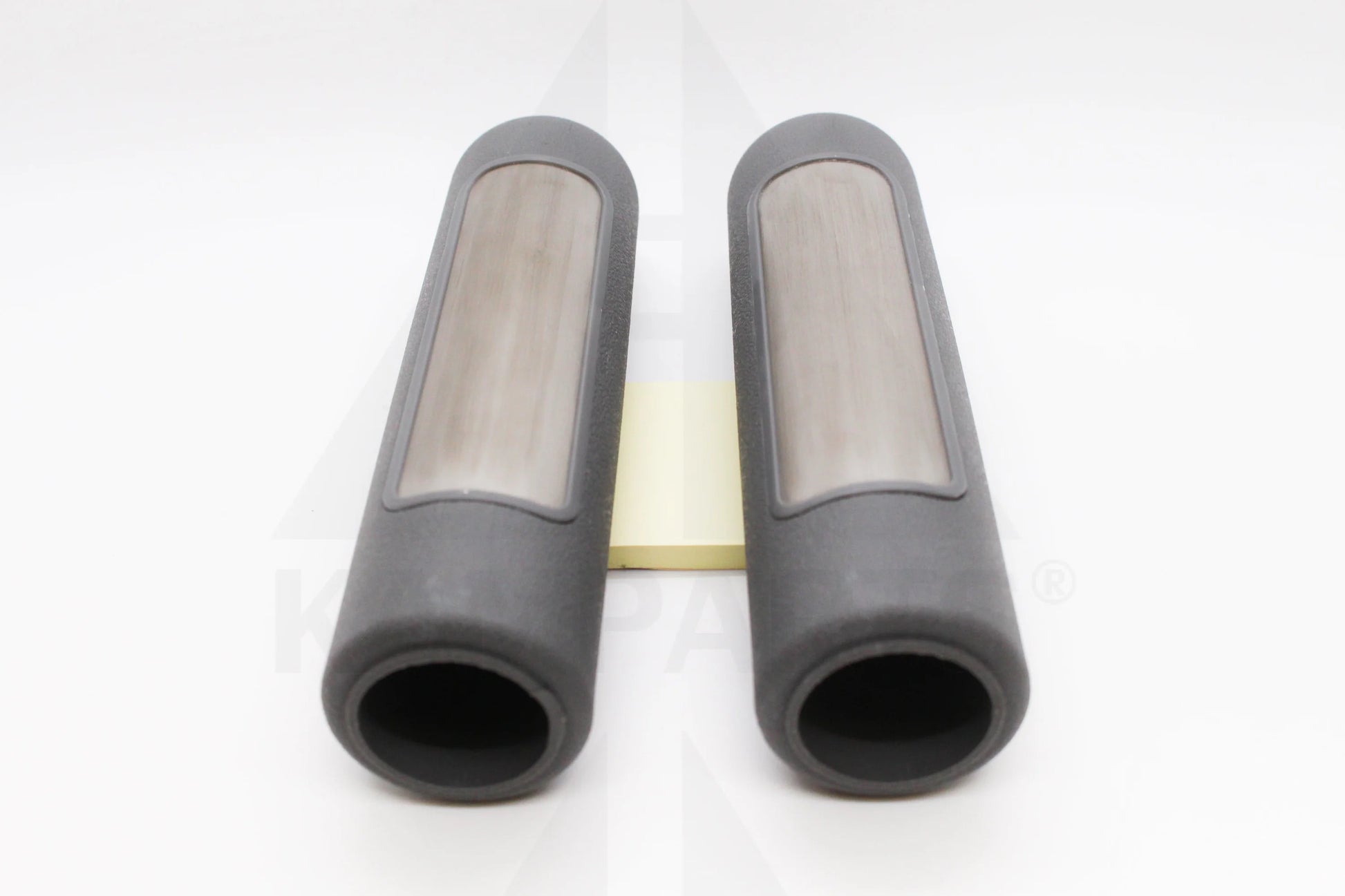 HANDLE BAR GRIP GRAY LIFE FITNESS BIKE (PAIR)